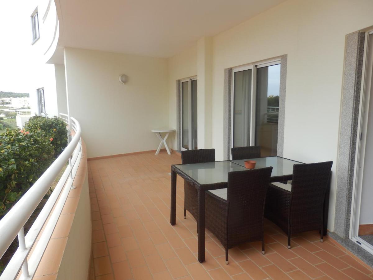 Bel Appartement Au Bord De La Mer De Porto De Mos Lagos Kültér fotó