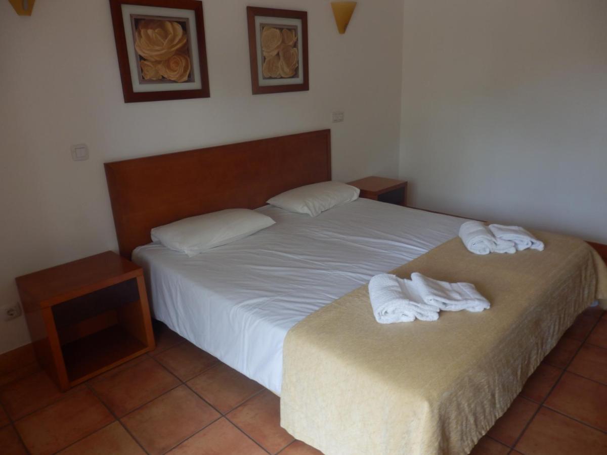Bel Appartement Au Bord De La Mer De Porto De Mos Lagos Kültér fotó