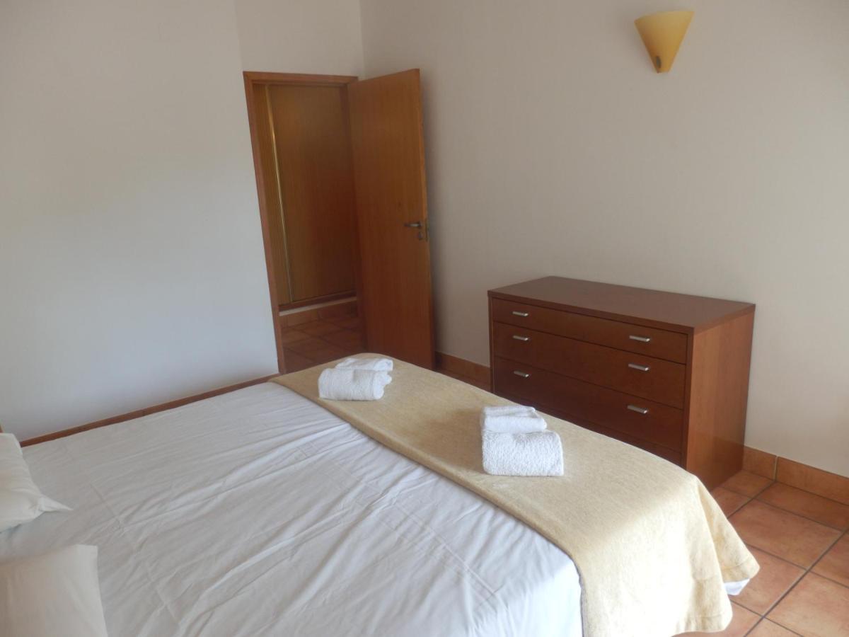 Bel Appartement Au Bord De La Mer De Porto De Mos Lagos Kültér fotó